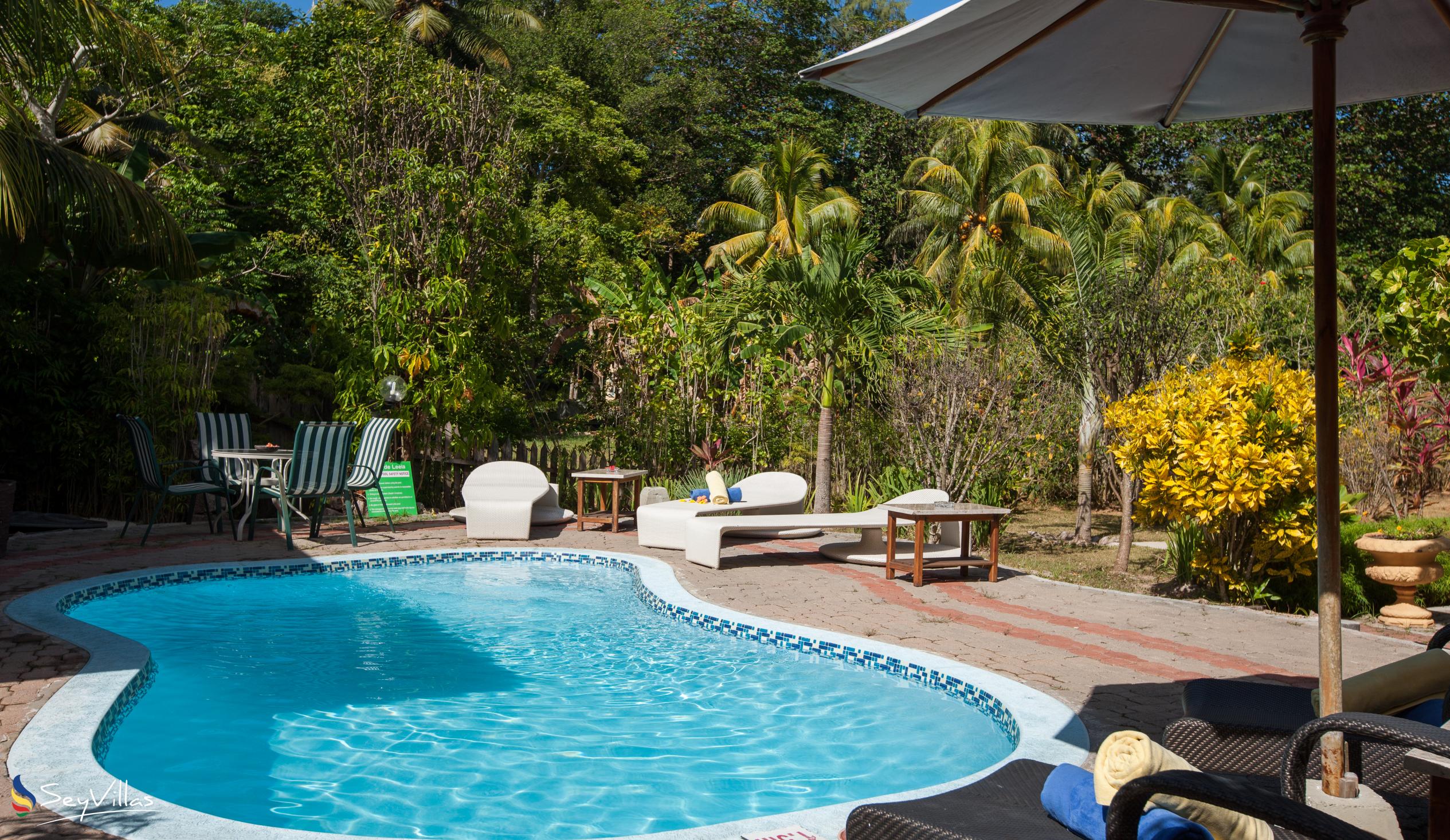 Photo 10: Casa de Leela - Outdoor area - La Digue (Seychelles)