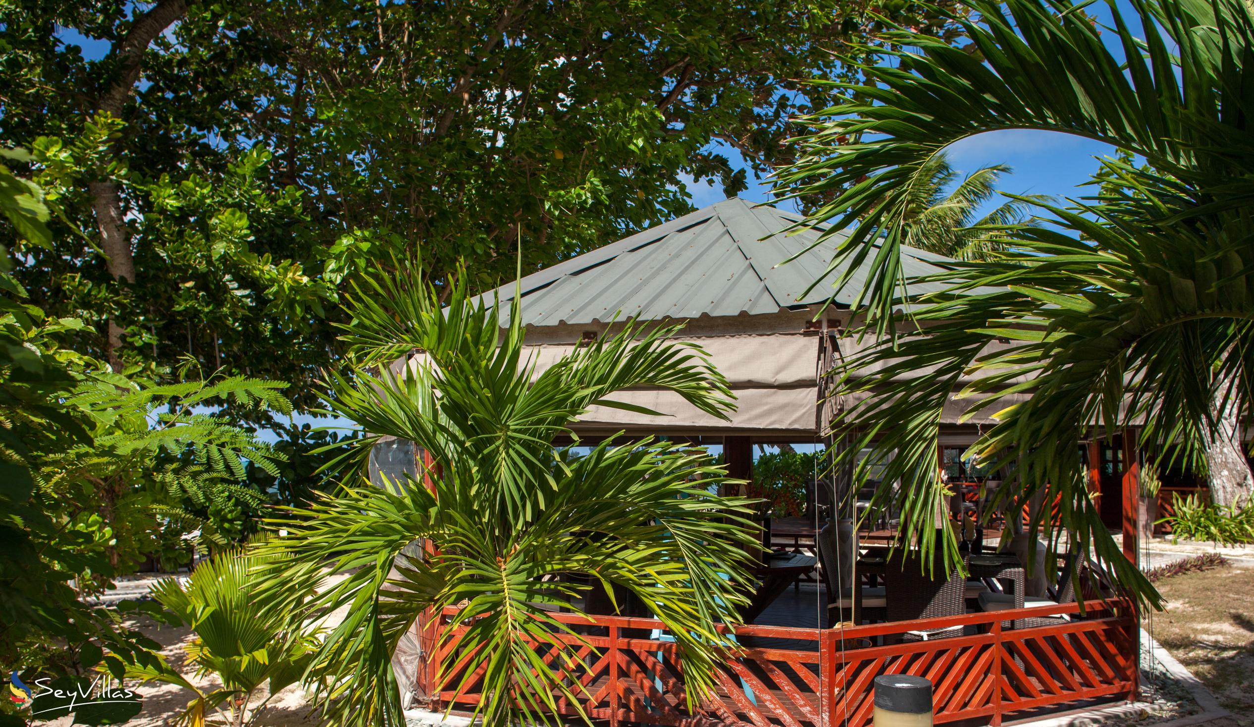 Foto 12: Villas de Mer - Aussenbereich - Praslin (Seychellen)