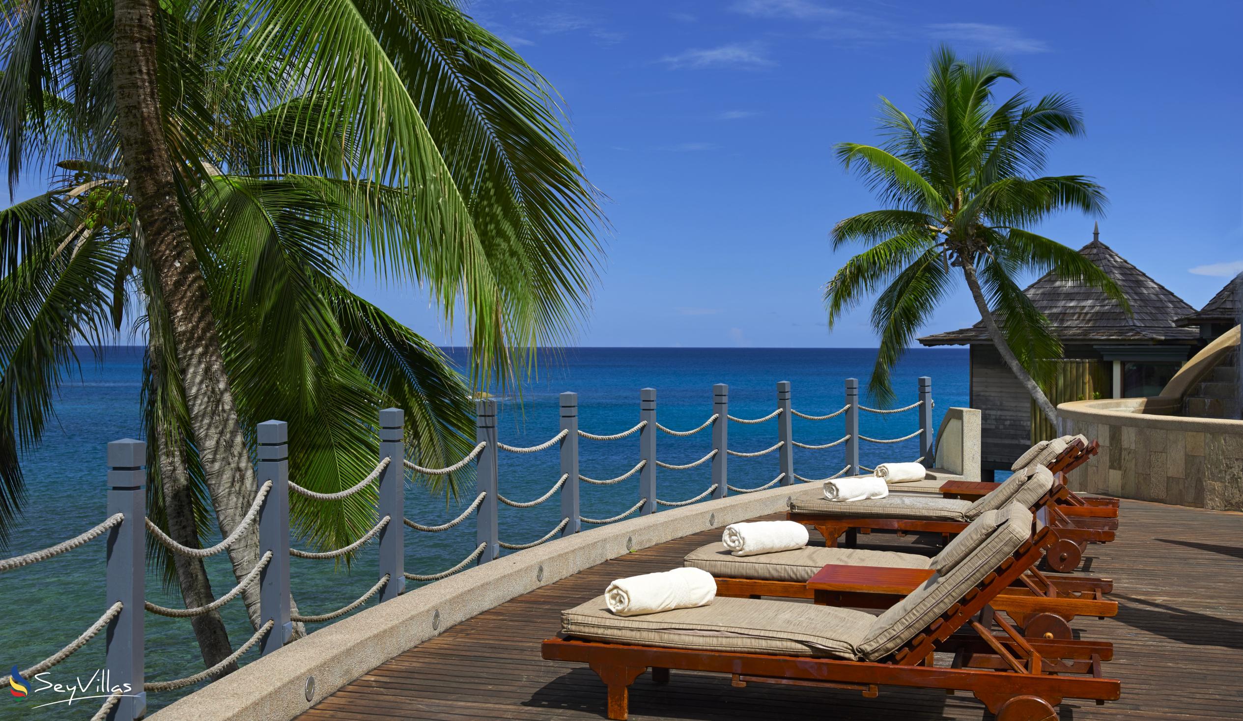 Foto 13: Hilton Seychelles Northolme Resort & Spa - Aussenbereich - Mahé (Seychellen)