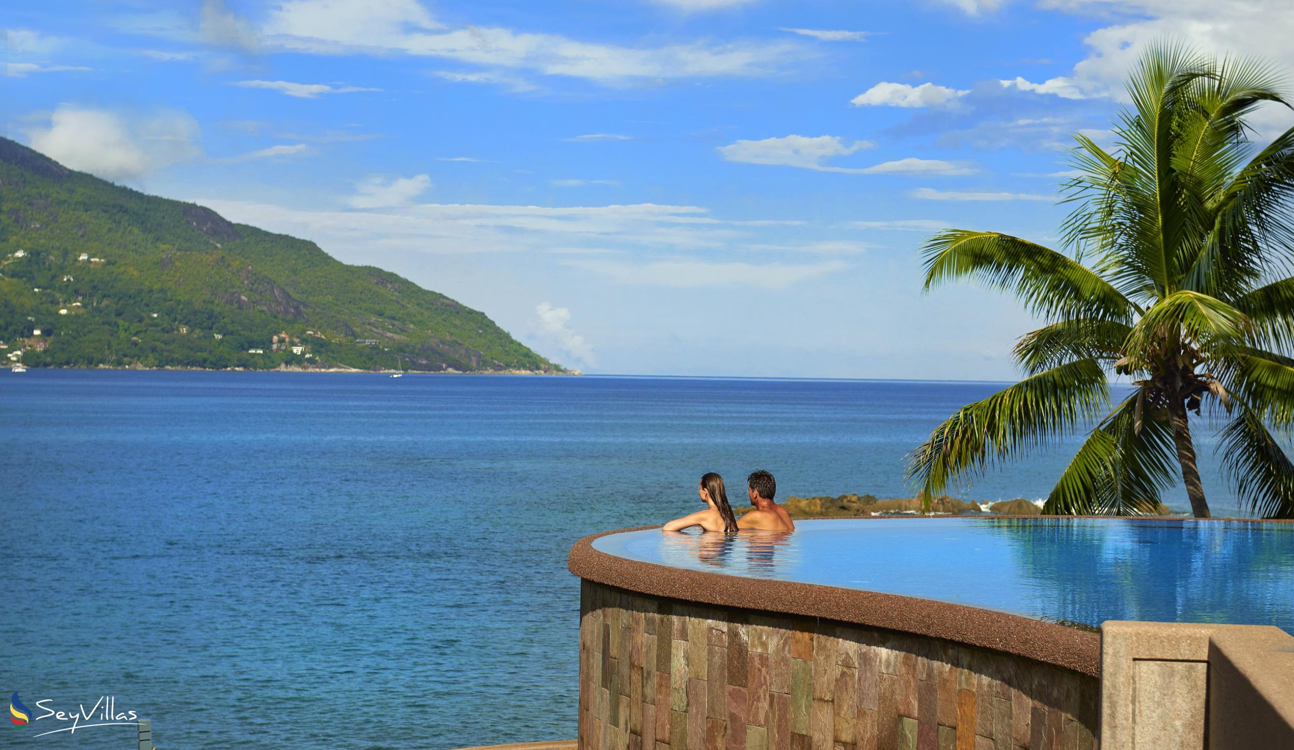 Foto 11: Hilton Seychelles Northolme Resort & Spa - Aussenbereich - Mahé (Seychellen)