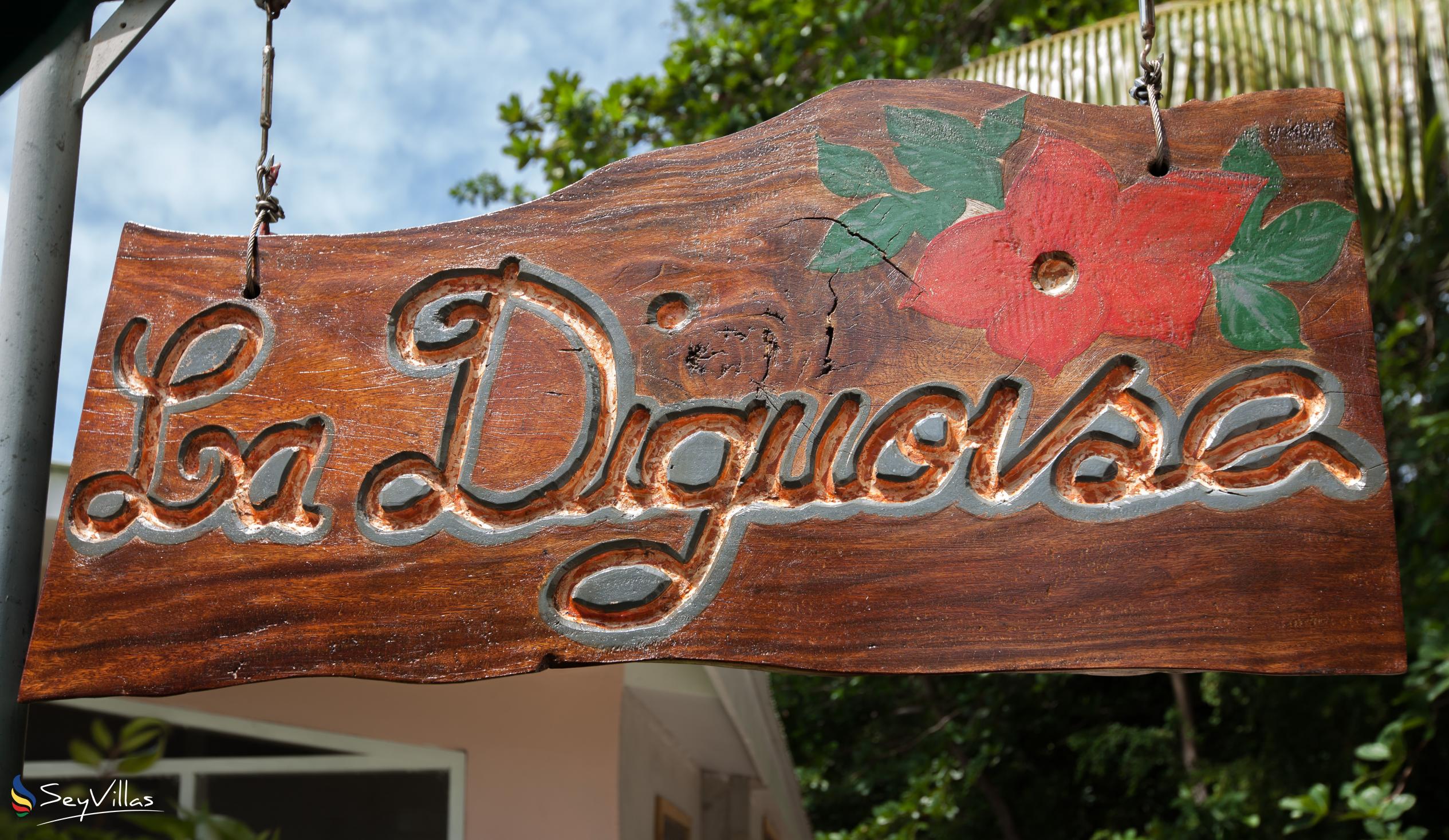Photo 7: La Diguoise - Outdoor area - La Digue (Seychelles)